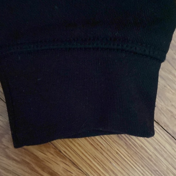 NWOT WeWoreWhat Black cropped Crewneck sweatshirt - Picture 11 of 12